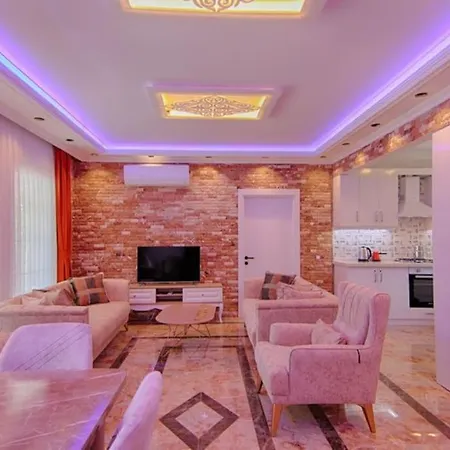 Gocek'te Cocuk Havuzlu, Genis Alanli Villa-awz171 * Fethiye