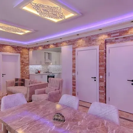 Gocek'te Cocuk Havuzlu, Genis Alanli Villa-awz171 费特希耶